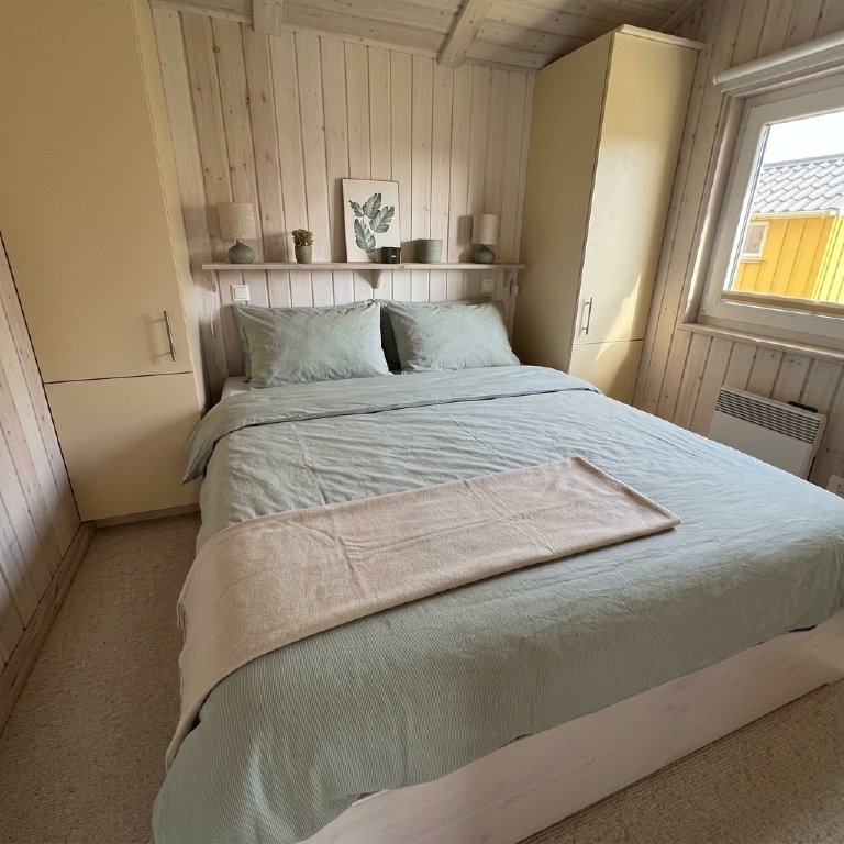 Schlafzimmer 2